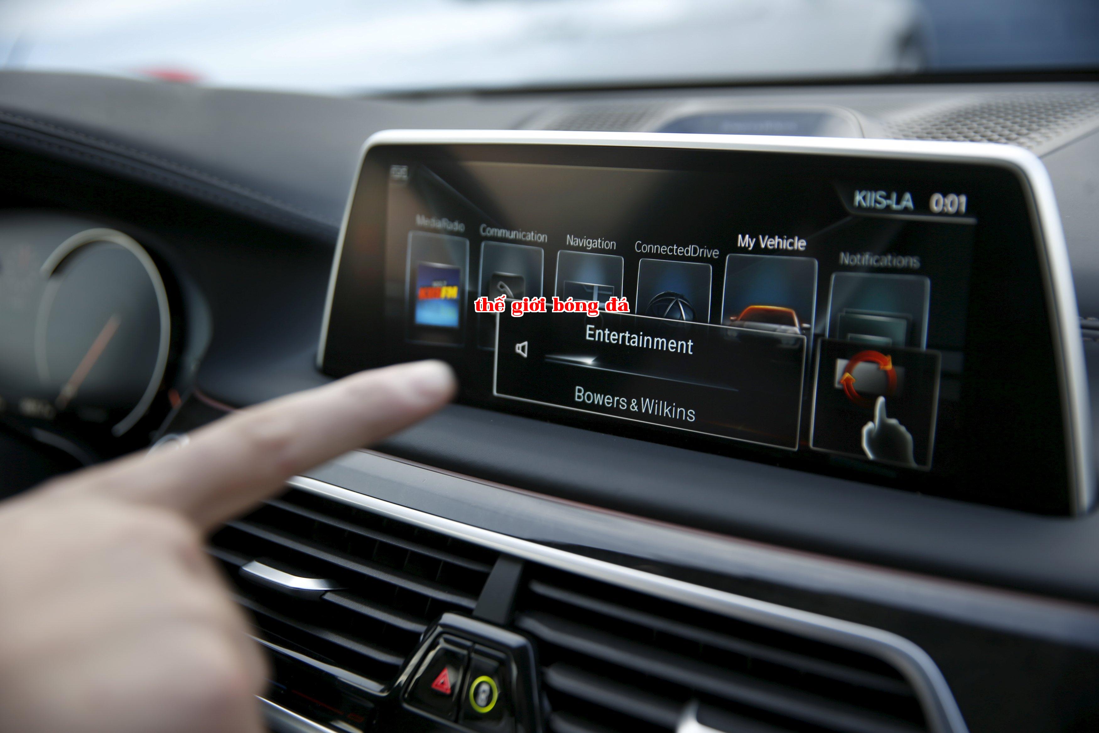 Car Mounted Touch Fitting And Peripheral Accessories